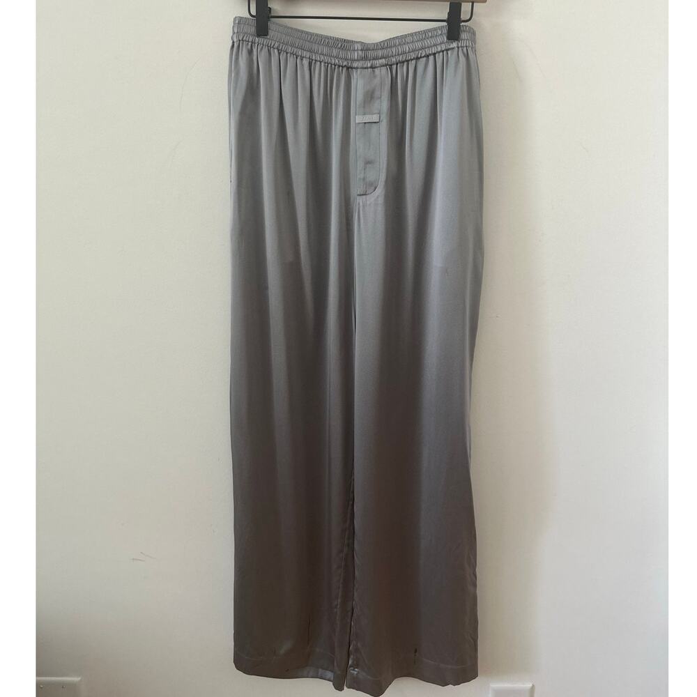 SKIMS Wide Leg Lounge Pant Women's Medium Silver Casual Elastic Waist High Rise